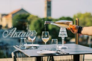 Ακταίον: το all day restaurant στη Ρόδο με την πλούσια ιστορία