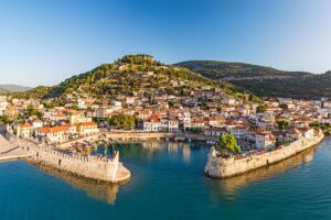 6 ταβέρνες που ξεχωρίσαμε σε Πάτρα, Αίγιο και Ναύπακτο