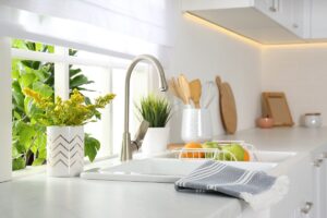 20 έξυπνοι τρόποι για να διατηρείτε την κουζίνα σας πάντα καθαρή