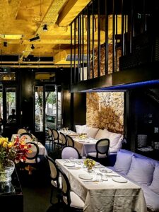 Zanó Athens: Νεοϋορκέζικο SoHo σκηνικό και fine comfort κουζίνα από τον Γιάννη Κιόρογλου