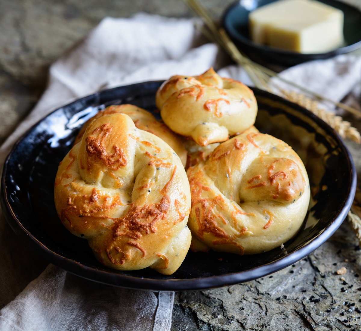 Freshly,Baked,Knots,With,Cheese,And,Black,Cumin,Seeds