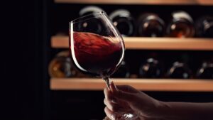 Ιόνιο: Τα 6 σπουδαία ελληνικά κόκκινα κρασιά για το 2024