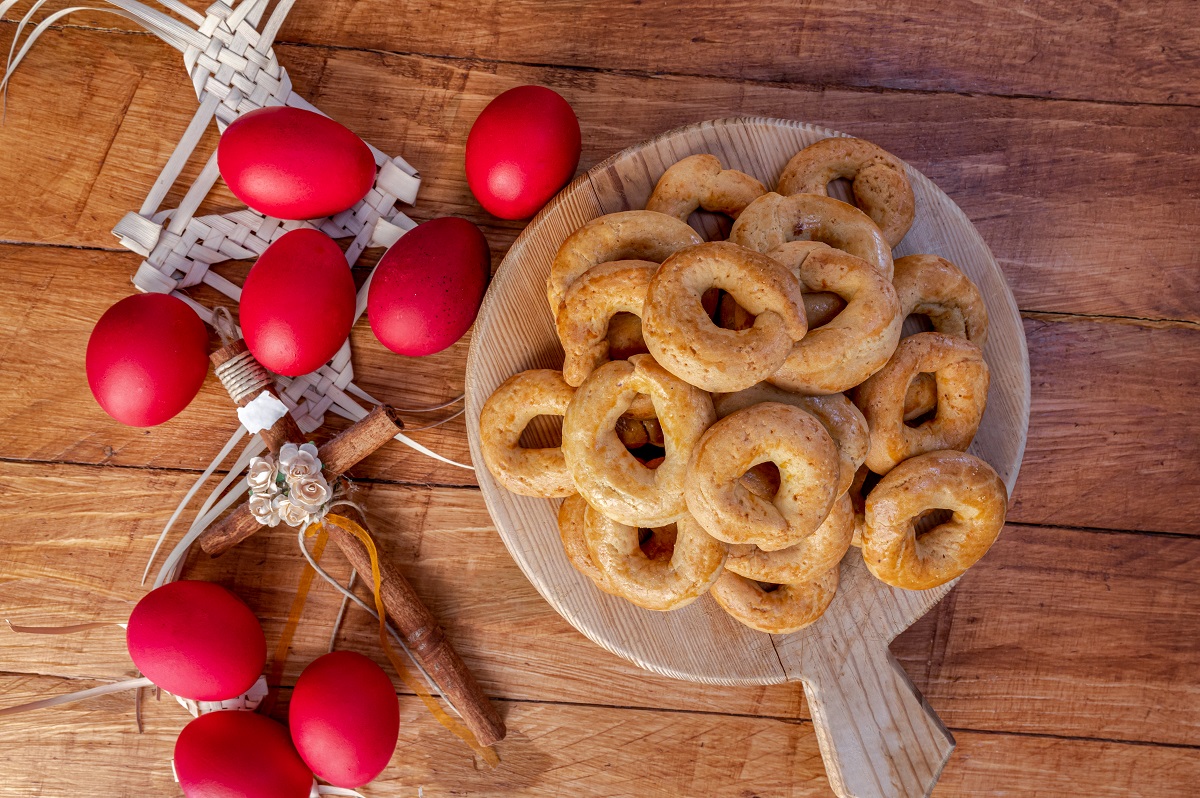 Greek,Traditional,Easter,Cookies.,”koulourakia”
