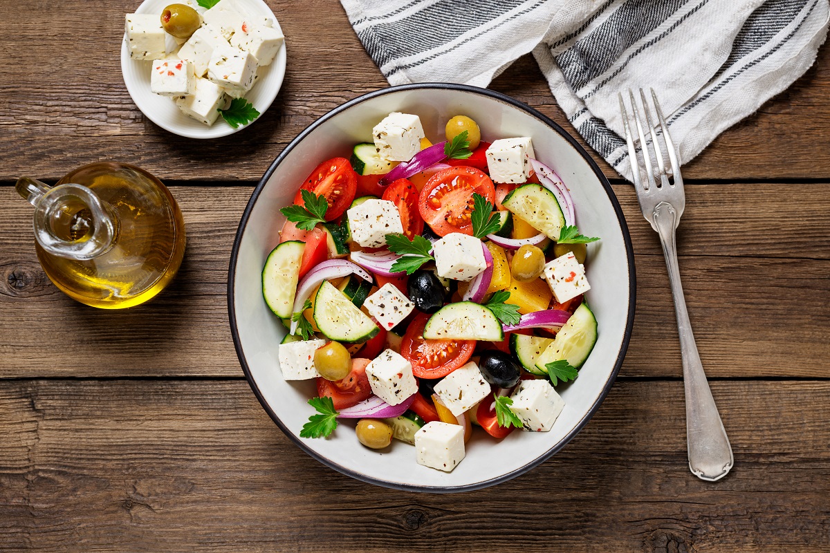 Classic,Greek,Salad,With,Fresh,Vegetables,,Feta,Cheese,And,Olives.