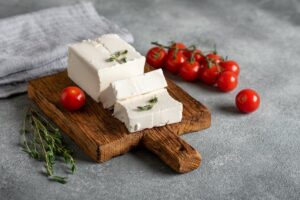 Φέτα: το λάθος που κάνουμε όλοι στη συντήρησή της