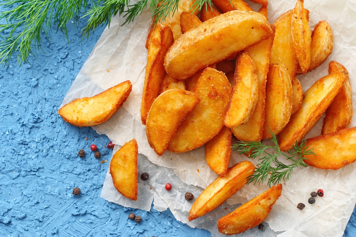 Potato,Country,Style,With,Dill,And,Spices