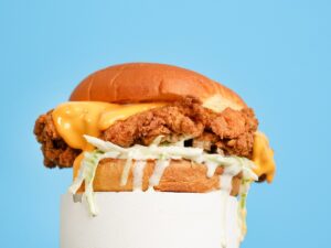 Το ιδανικό τυρί για κάθε burger (όχι, δεν βάζουμε παντού το ίδιο)