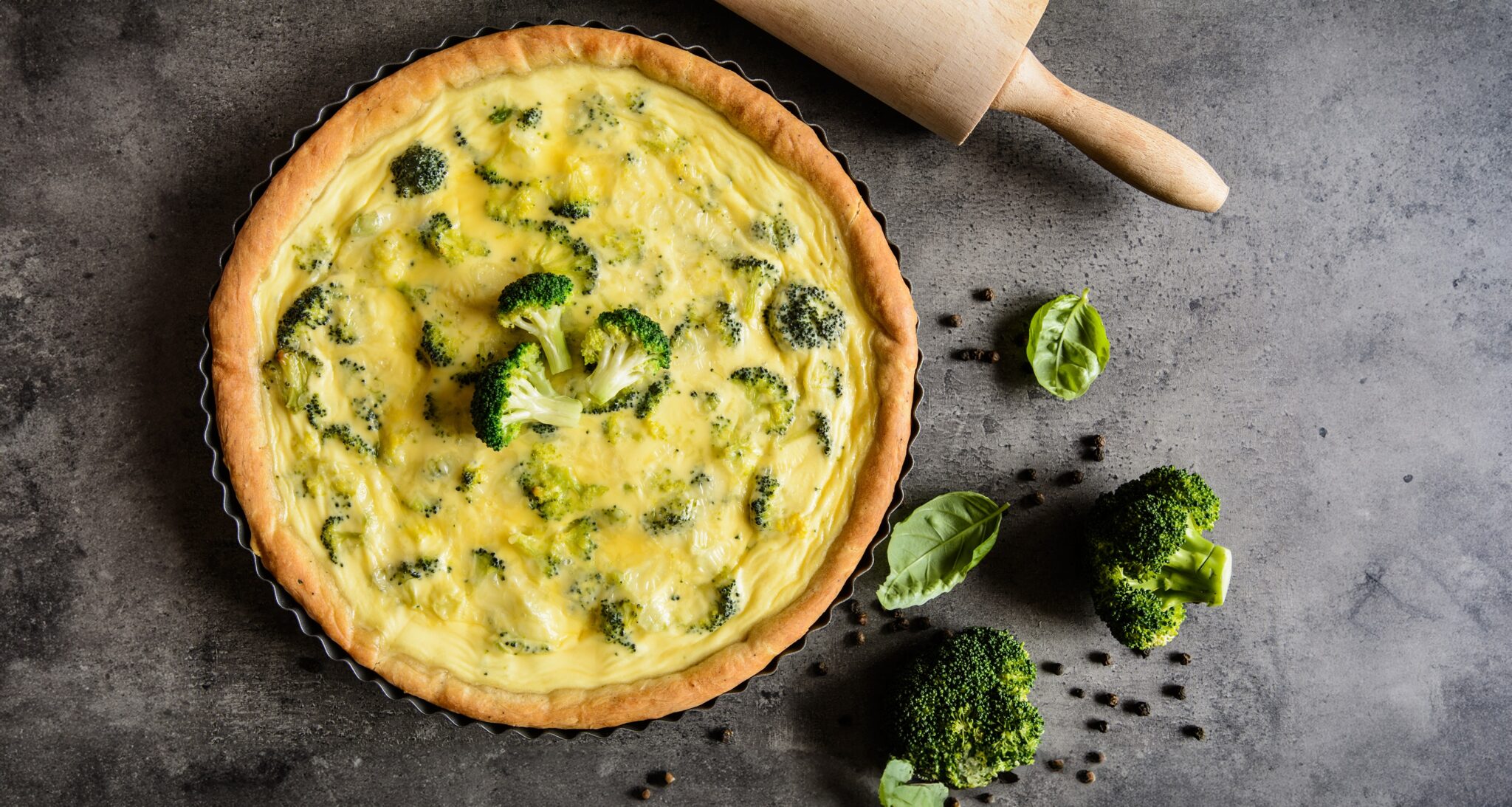 Traditional,Vegetable,Quiche,With,Broccoli,And,Cheese