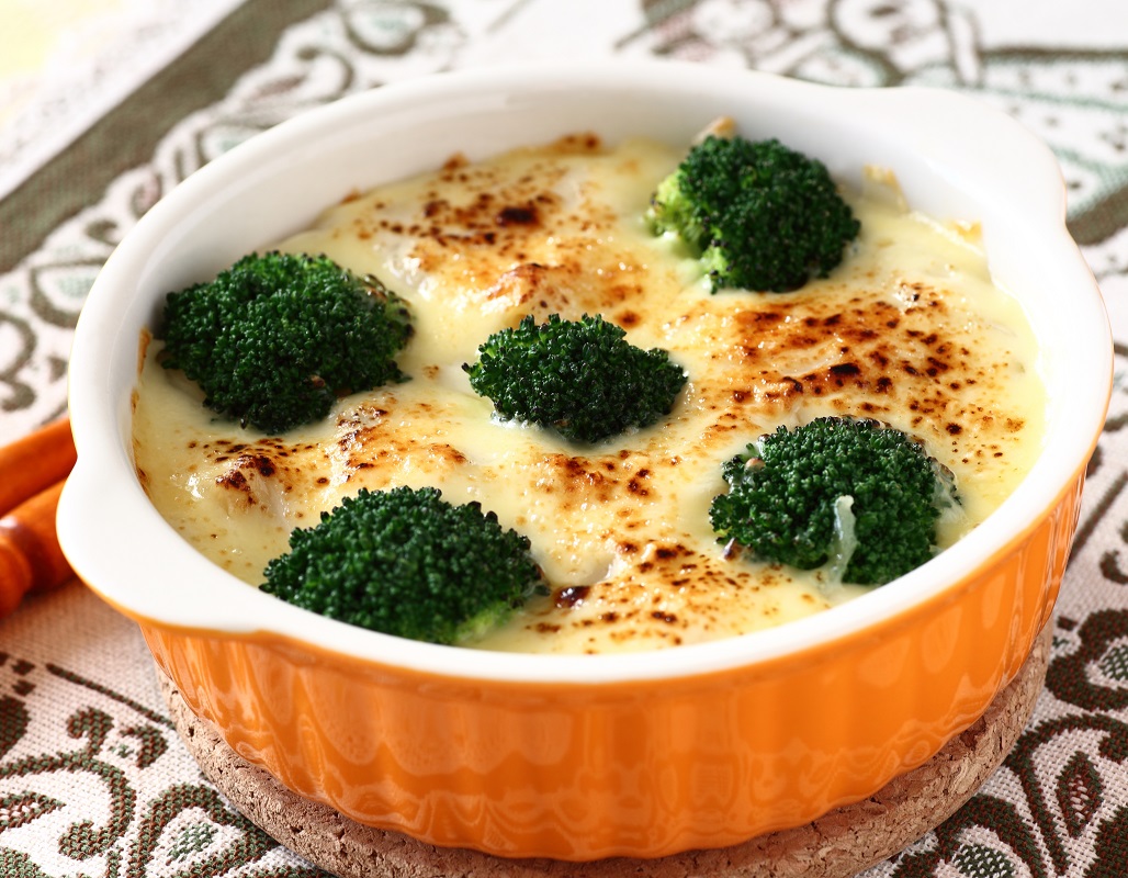 Macaroni,Au,Gratin,With,Broccoli