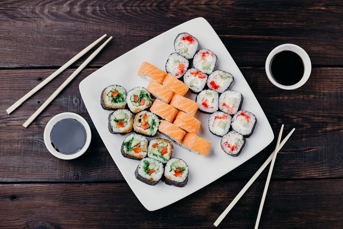 Japanese,Restaurant,,Sushi,Plate.,Appetizing,Seafood,Maki,Rolls,Set,On