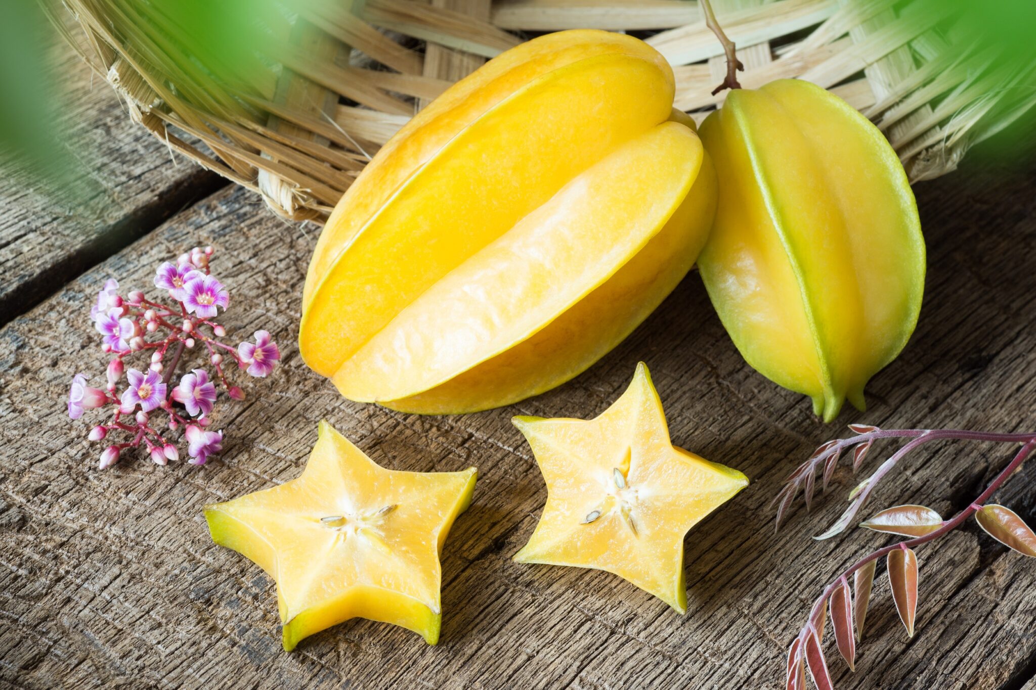 Star,Fruit,And,Piece,With,It’s,Flower,And,Leaf,On