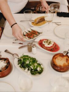 8 νέα εστιατόρια κάνουν την εμφάνισή τους στην Αθήνα