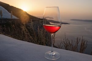 Κτήμα Σιγάλα: Επένδυση στην αναδιάρθρωση του αμπελώνα στη Σαντορίνη