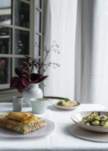 Σολομός Wellington από το Tashas Inspired Cookbook