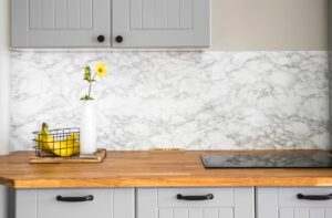 Πάγκος κουζίνας από γρανίτη, ξύλο, laminate ή inox; Πώς καθαρίζουμε κάθε υλικό