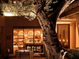 Patio: Η μισελενάτη κουζίνα του Παναγιώτη Γιακαλή συνεχίζει να γράφει το δικό της γαστρονομικό σενάριο