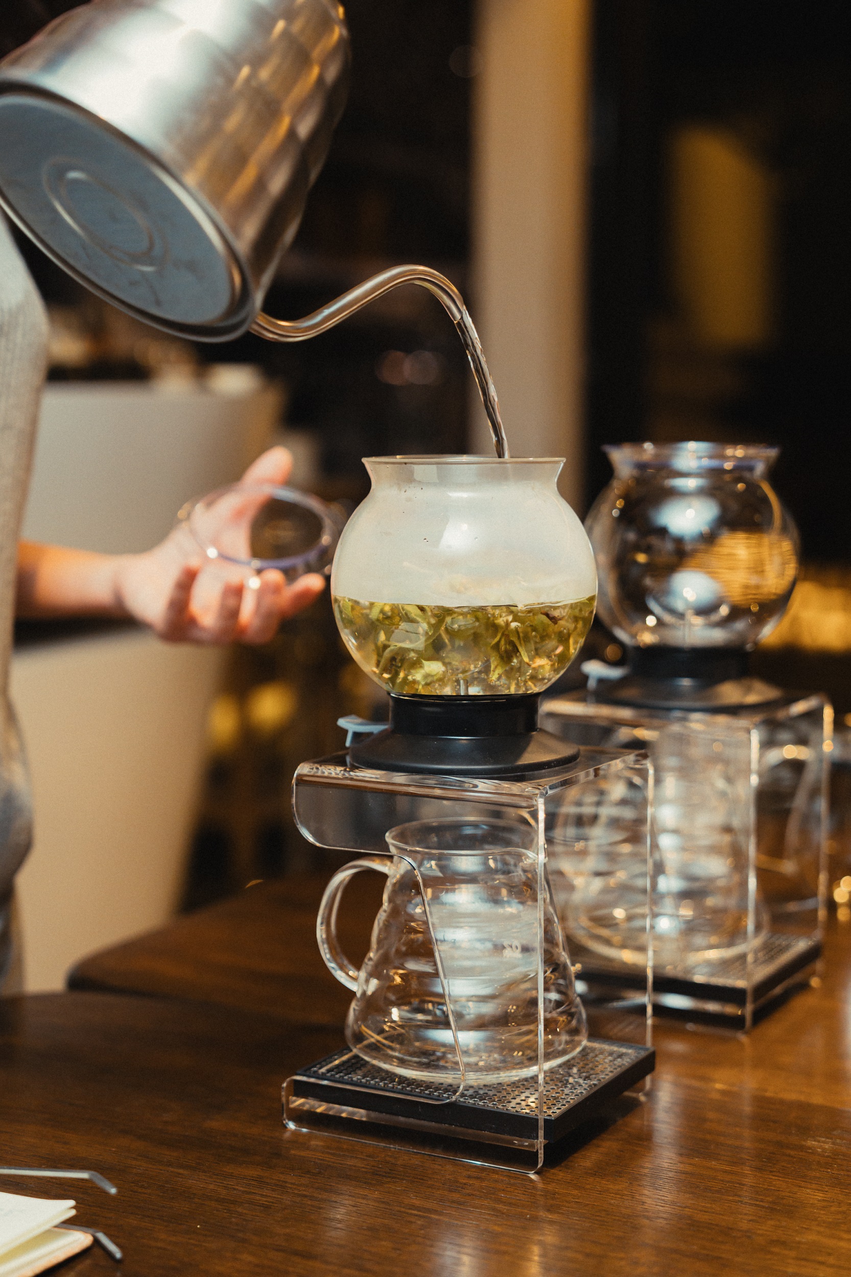 goulandri-grizoprasino-anoigma