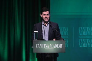 Pedro Cueva Rodríguez: «Το μέλλον του αγροδιατροφικού τομέα χρειάζεται οργανωμένα οικοσυστήματα»