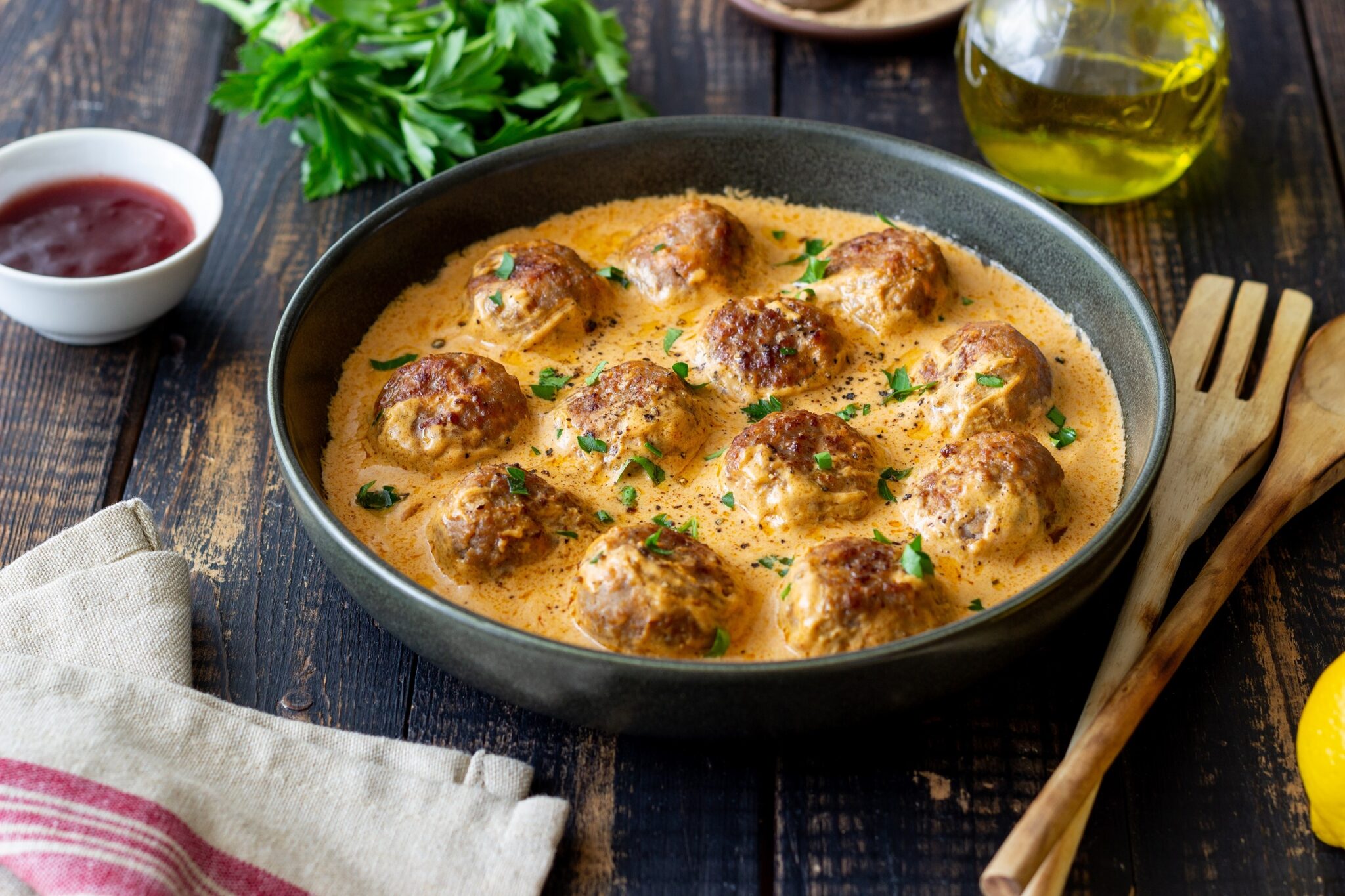 Swedish,Meatballs,In,Cream,Sauce.,Swedish,Cuisine.,Recipe