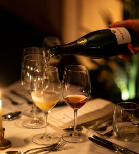 Η Trinity Wines φέρνει τη σαμπάνια Taittinger σε Athénée και Island Club Restaurant