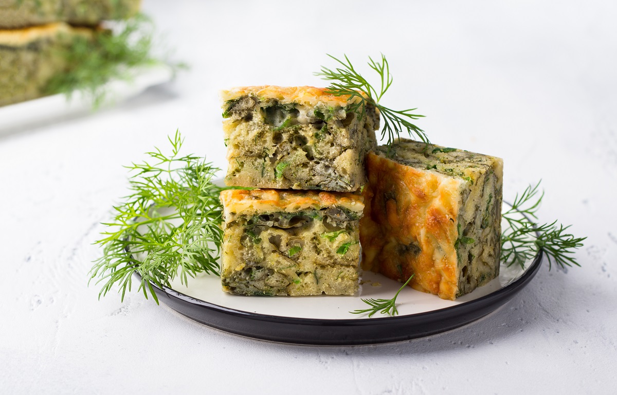 Delicious,Homemade,Pie,With,Spinach,,Sorrel,,Green,Onions,And,Cheese