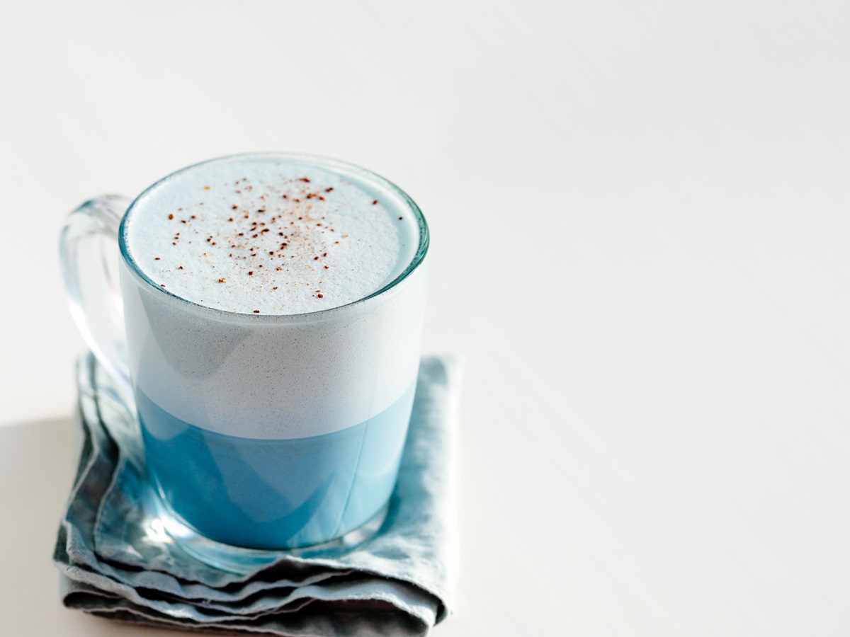 Blue,Pea,Latte,Or,Blue,Matcha,Latte,With,Copy,Space.