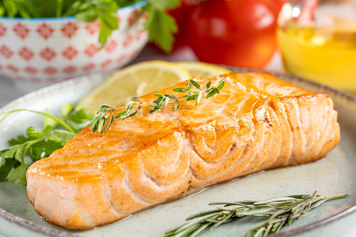 Grilled,Salmon,With,Spices,On,The,Plate.