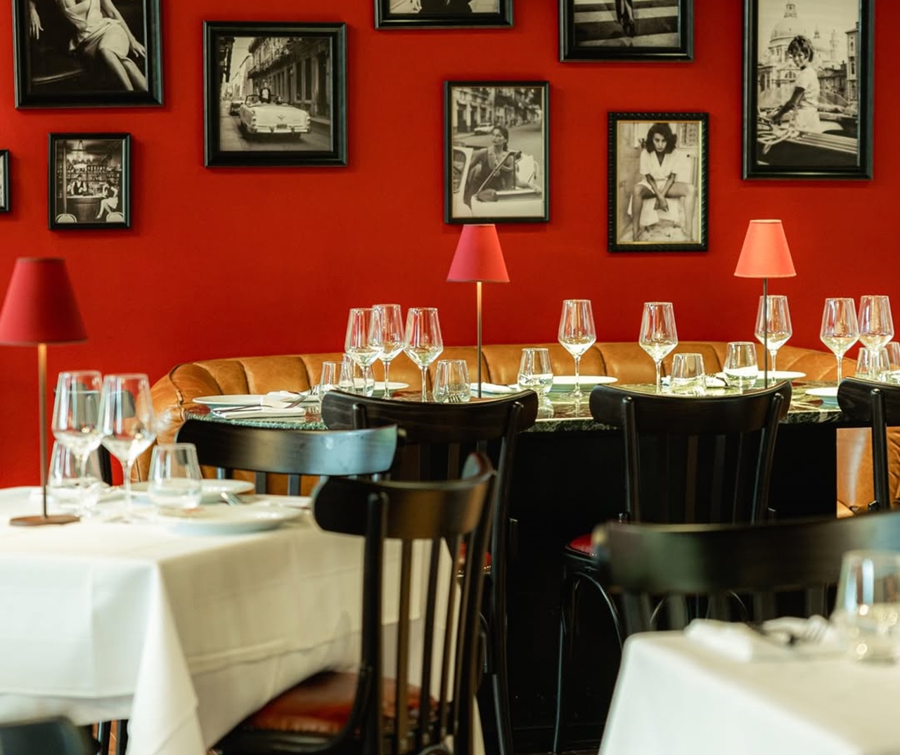 lolitasathens-anoigma