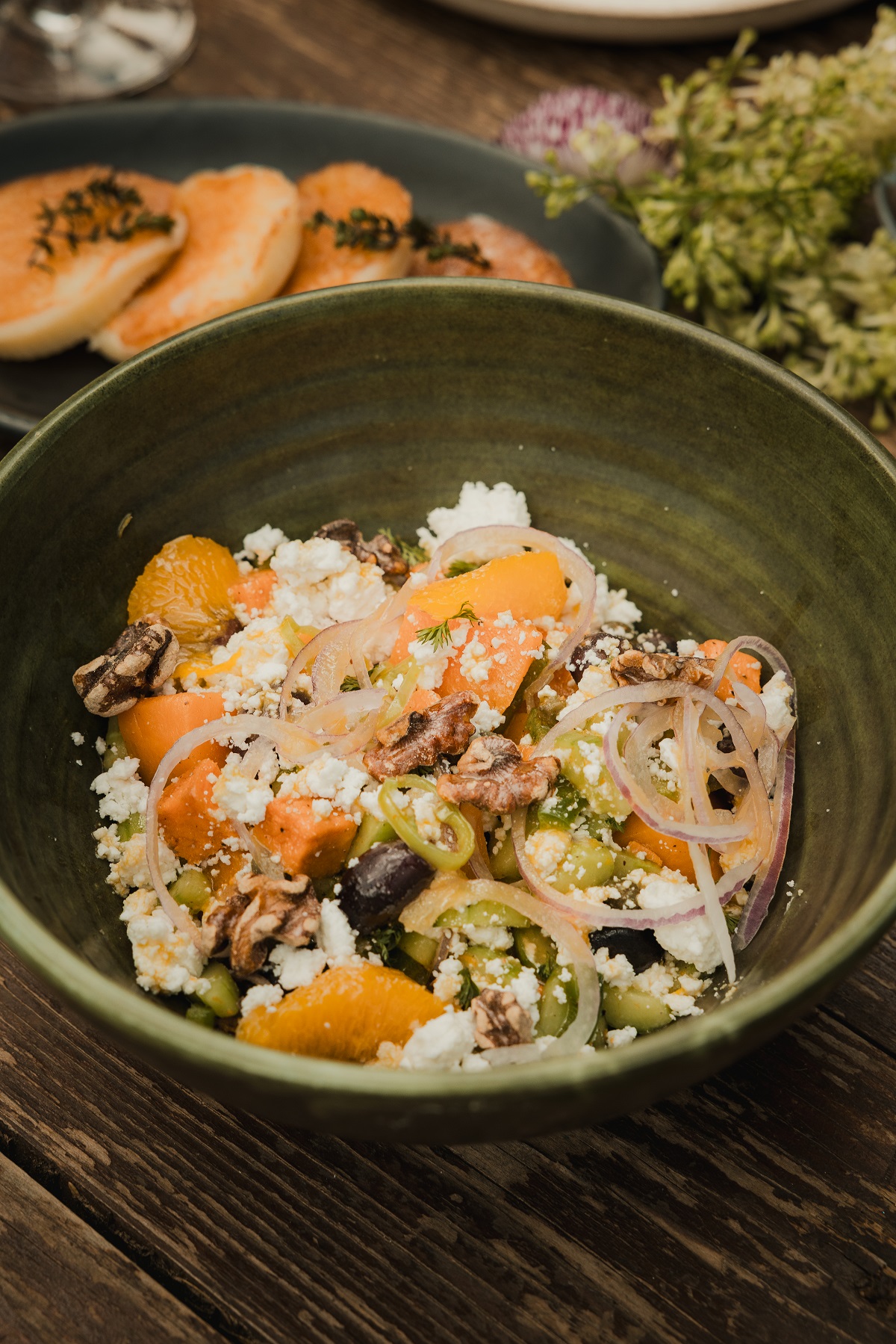 salata me glykopatates kai feta_anoigma