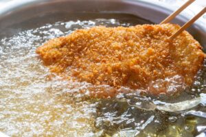 Γιατί τα τηγανητά ρουφάνε τόσο λάδι -Τι κάνουμε λάθος στο τηγάνι