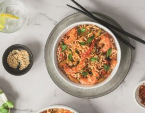 Γαριδομακαρονάδα με noodles