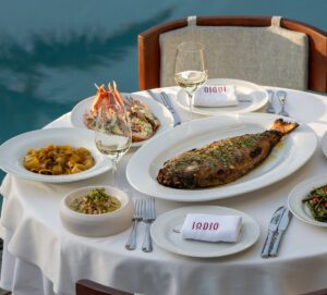 Iodio – Belvedere Mykonos: Από το Κολωνάκι στη Μύκονο