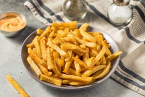 Homemade,Spicy,Cajun,French,Fries,With,Mayo