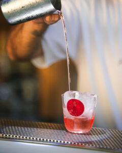 Plum και Porto Vecchio: Το Fine Drinking γιορτάζει στους Παξούς