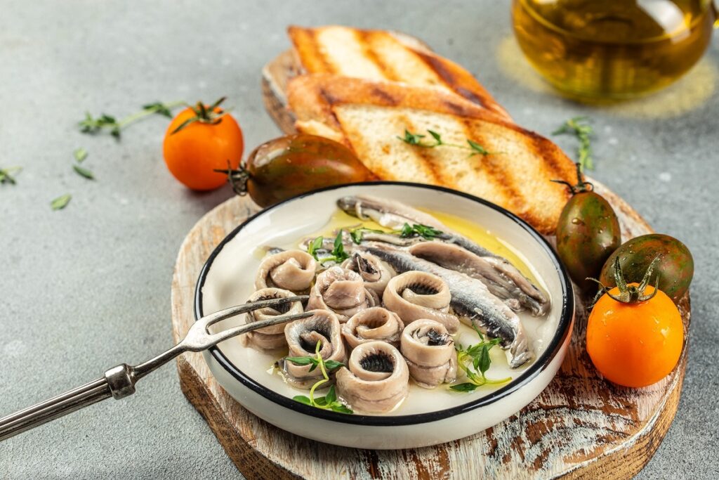 αντζούγια