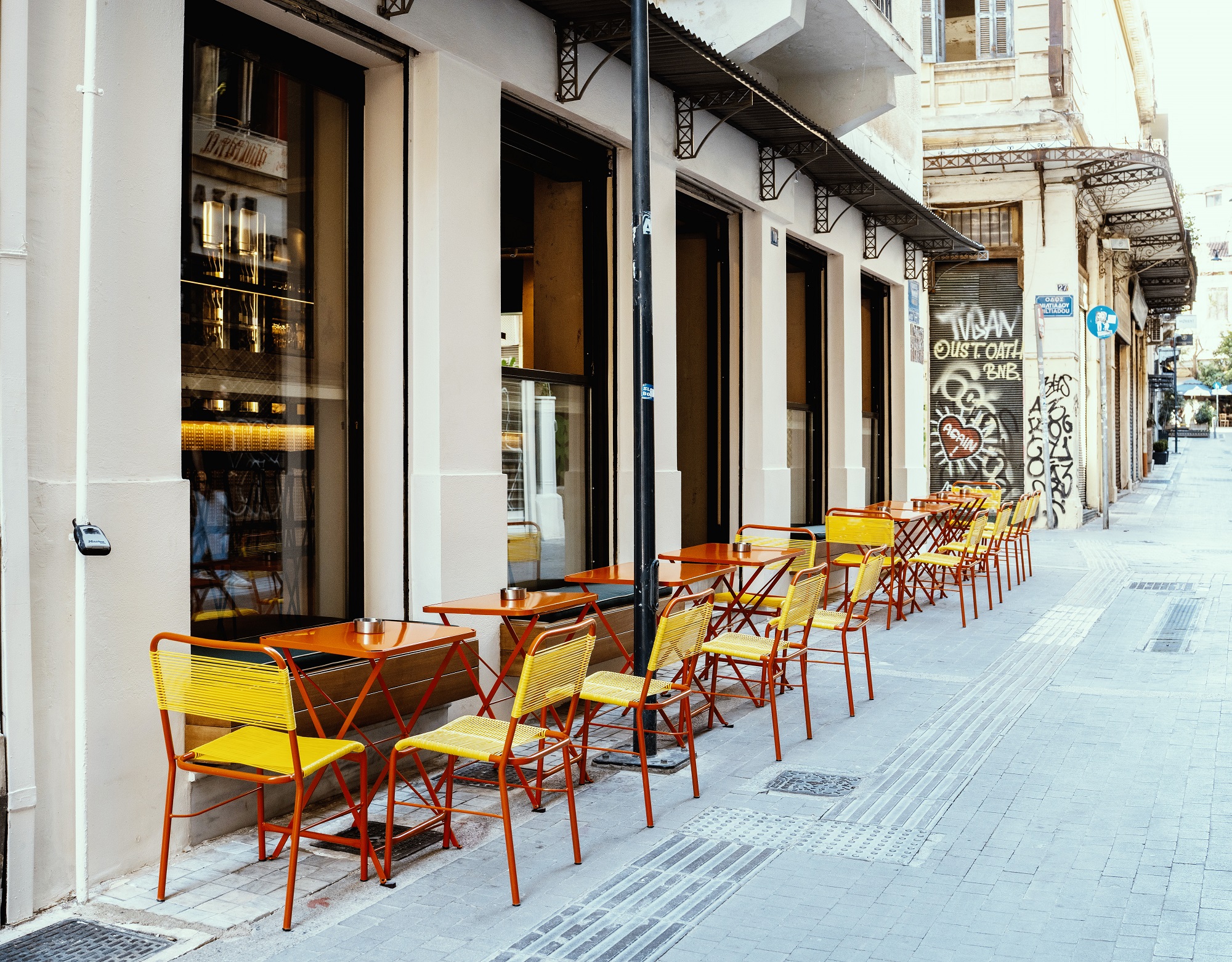 gamay-wine-bar-exarhia