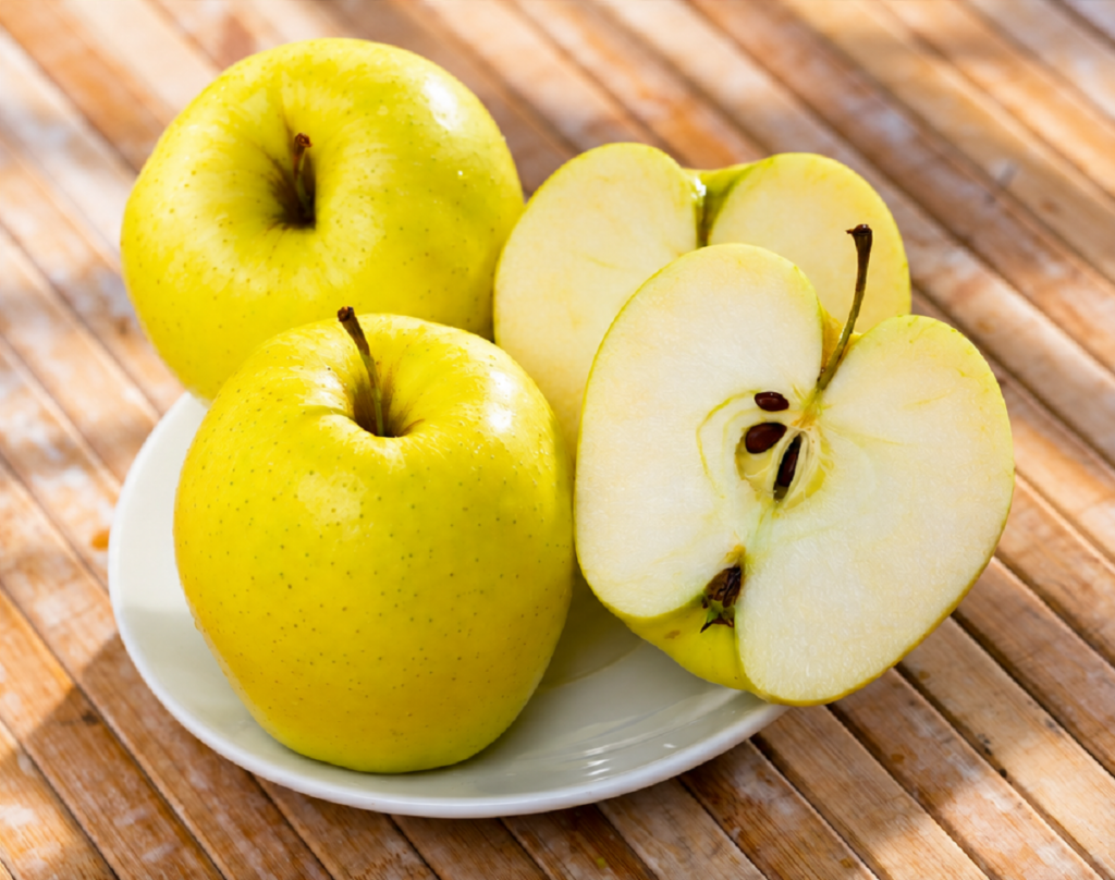 μήλα Golden Delicious