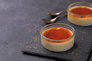 Από το ρυζόγαλο μέχρι την panna cotta, η απόλαυση έρχεται με το κουτάλι