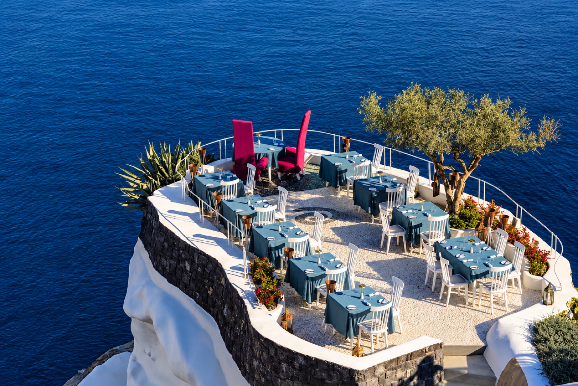 lycabettus-santorini-michelin-anoigma
